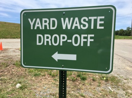 Yard Waste sign
